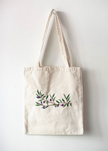 Hovedbilde Brodert veske / nett, hvit 